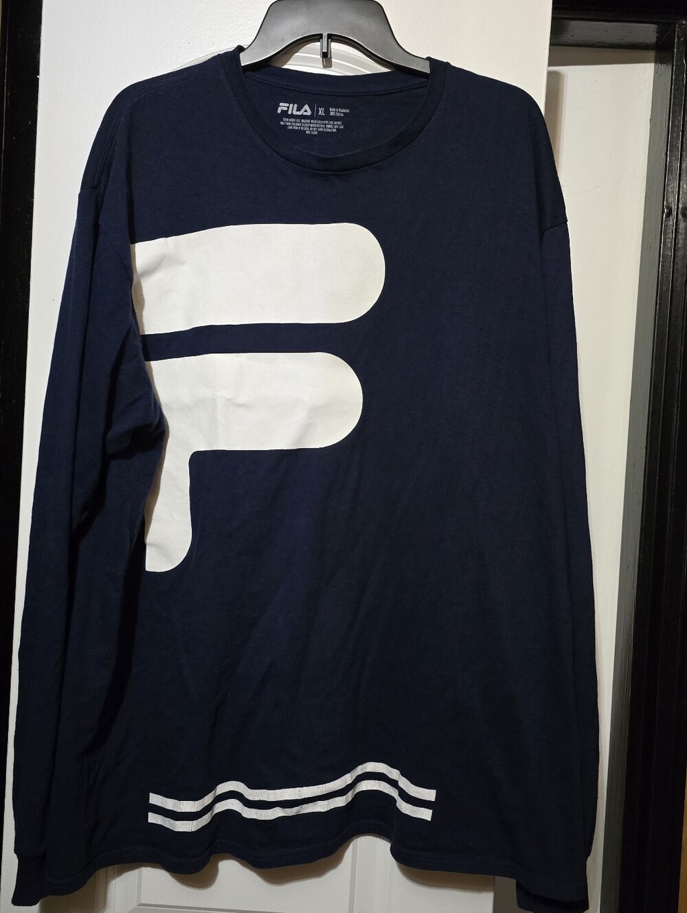 Fila Men's Navy Long Sleeve T-Shirt w White Logo Print - Size Extra Large